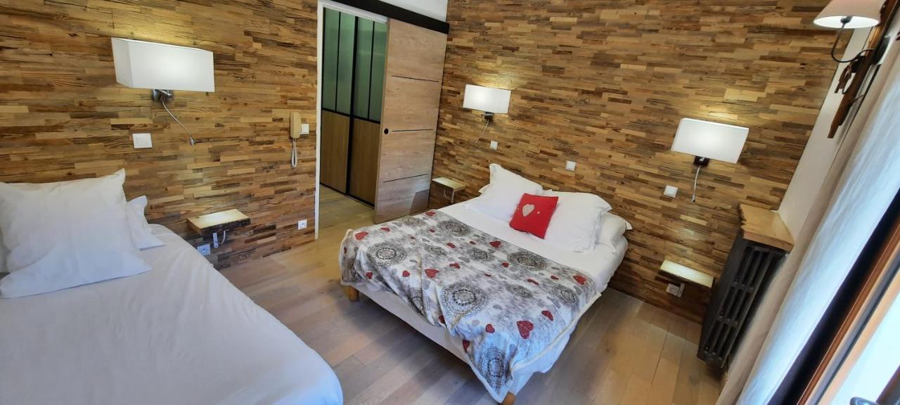Hotel Chastellares โอรง ภายนอก รูปภาพ