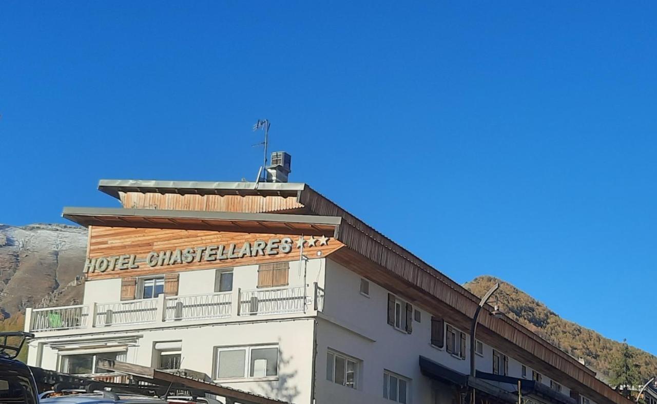 Hotel Chastellares โอรง ภายนอก รูปภาพ